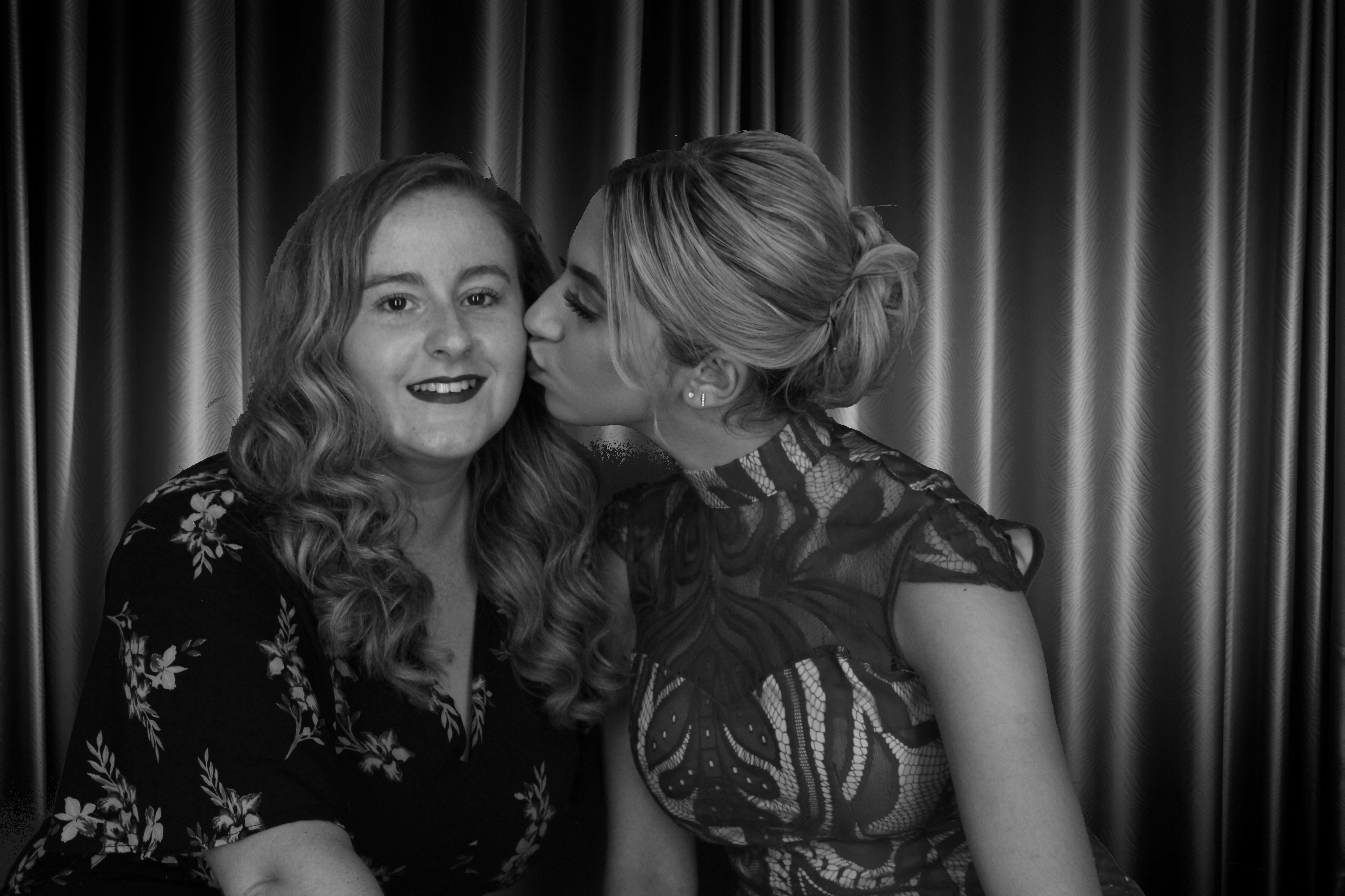 Hollie Mills | View more photos from the event at gallery.myphotoboothexperience.co.uk/u/MyPhotoBoothExperienceLtd/Hollie-Mills